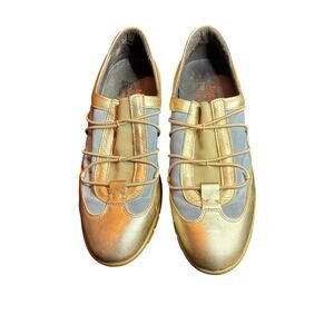 Donald Pliner Sport Travel Wm Sz 9.5 Slip On Shoes SOPHIA shiny reflective glam